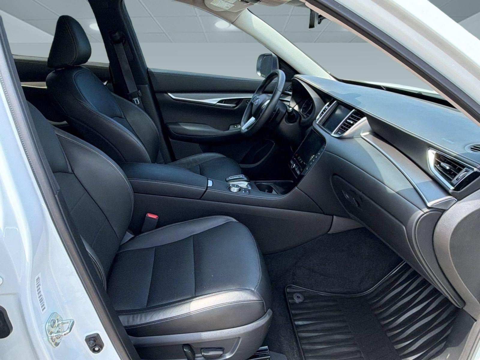 Used 2023 INFINITI QX50 Luxe FWD image 24