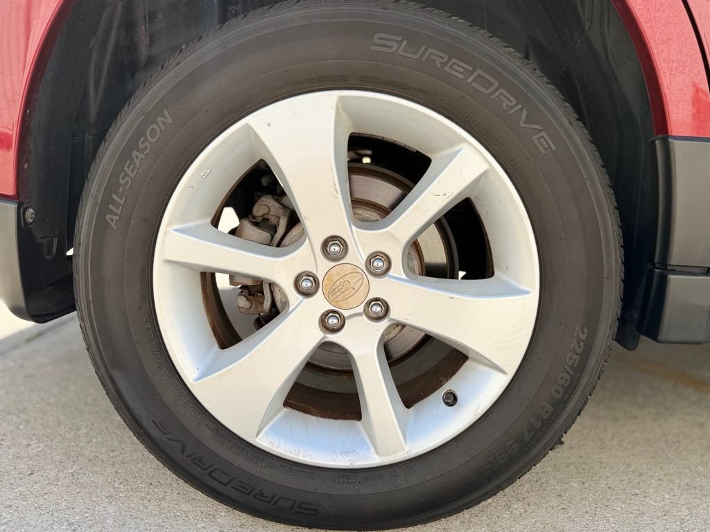 Used 2013 Subaru Outback 2.5i Premium AWD/4WD image 11