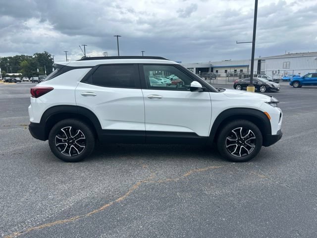 Used 2023 Chevrolet TrailBlazer ACTIV AWD/4WD image 5