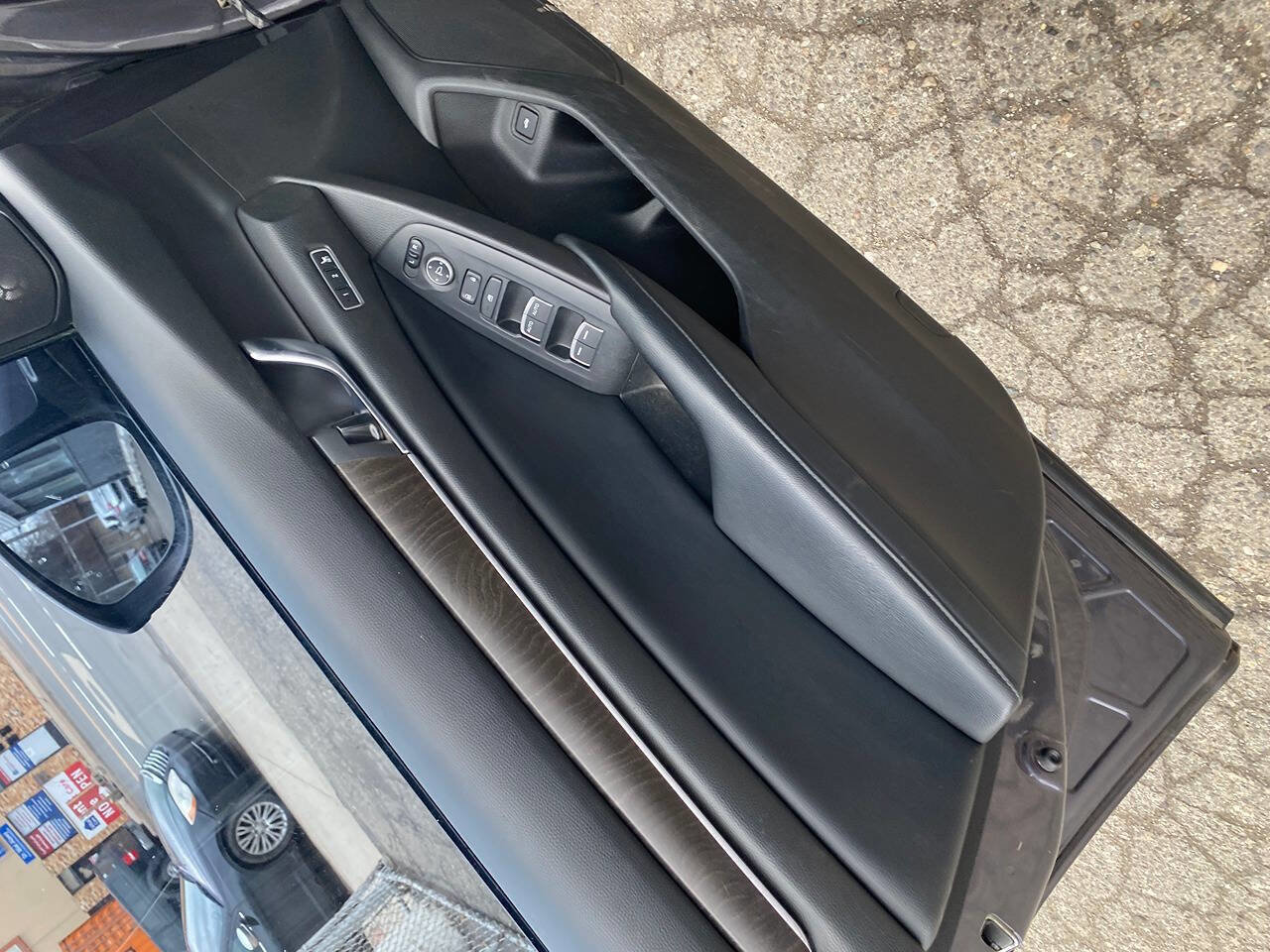 Used 2018 Honda Accord EX-L image 19