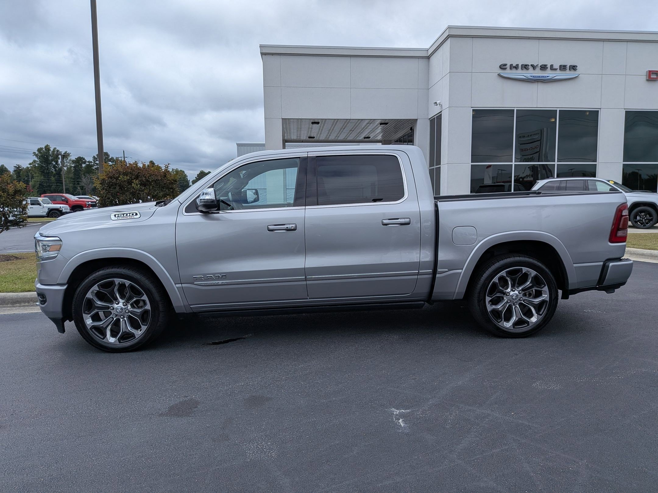 Used 2023 RAM 1500 Limited w/ Trailer Tow Group image 8