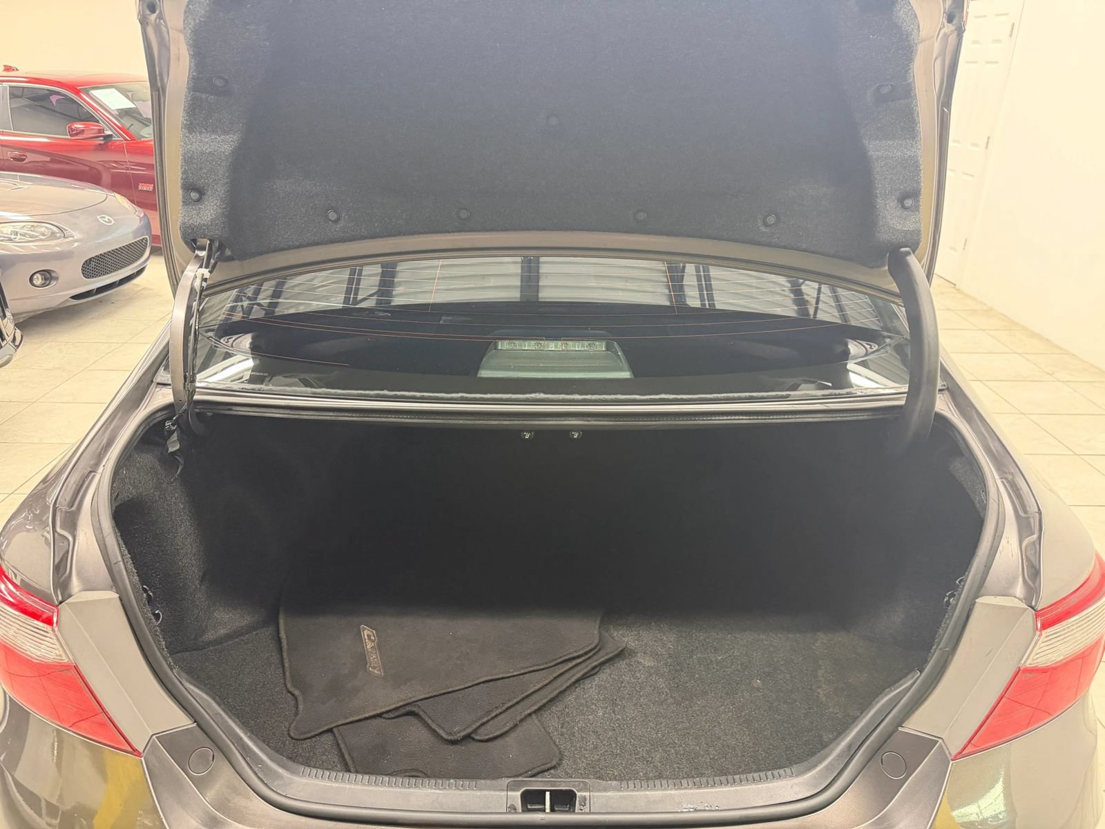 Used 2016 Toyota Camry SE FWD image 17