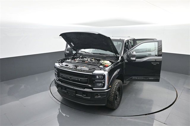 New 2026 Ford F250 Lariat w/ Black Appearance Package image 37