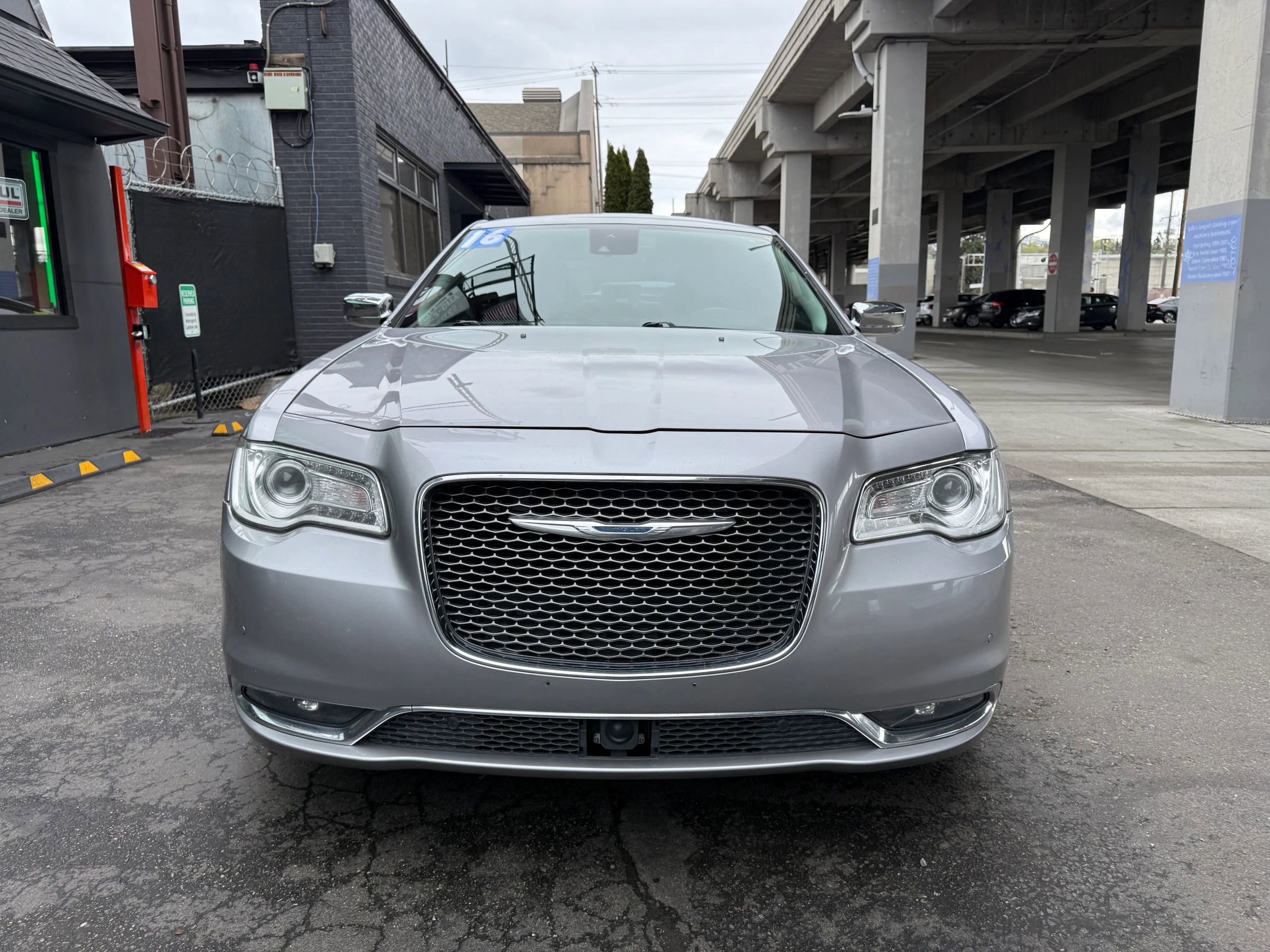 Used 2016 Chrysler 300 C w/ Safetytec Plus Group AWD/4WD image 2