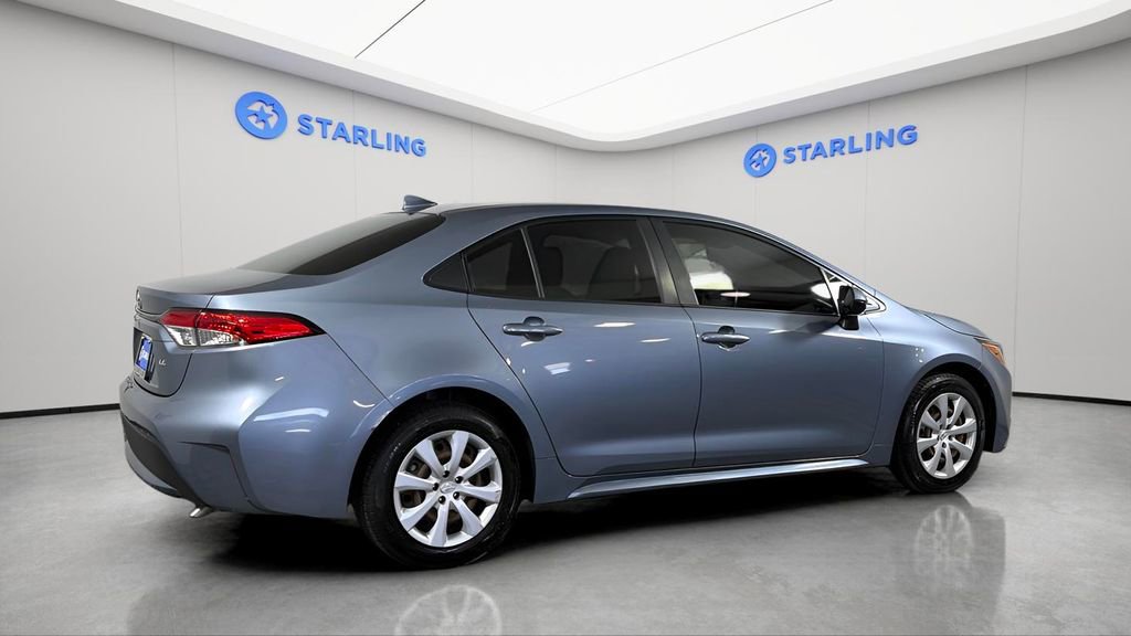 Used 2021 Toyota Corolla LE FWD image 10