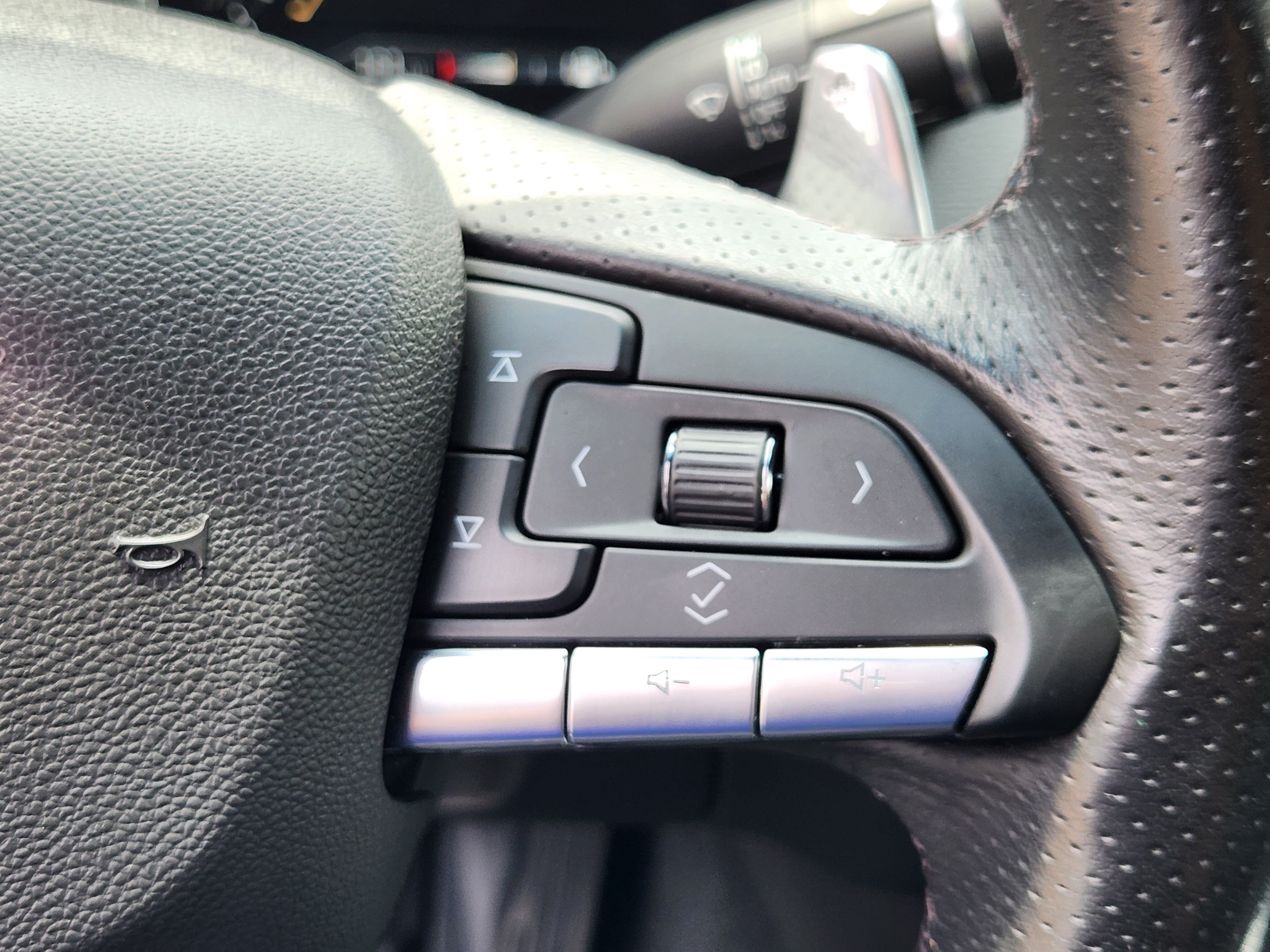 Used 2021 Cadillac CT4 Sport AWD/4WD image 25