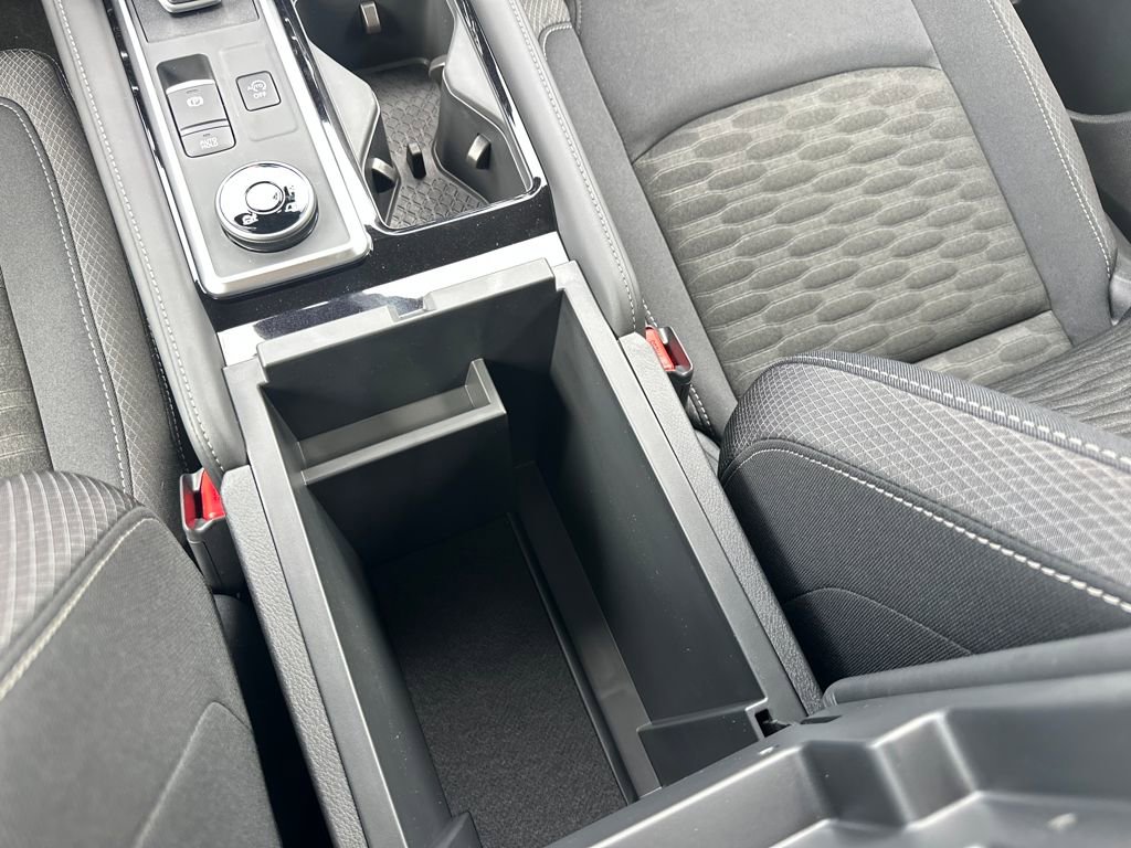 New 2026 Nissan Pathfinder SV image 30