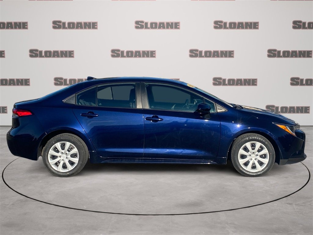 Used 2023 Toyota Corolla LE image 6