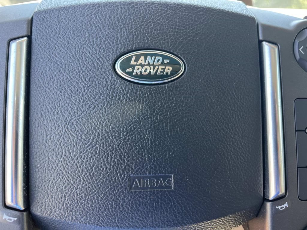 Used 2014 Land Rover LR4 HSE LUX AWD/4WD image 26