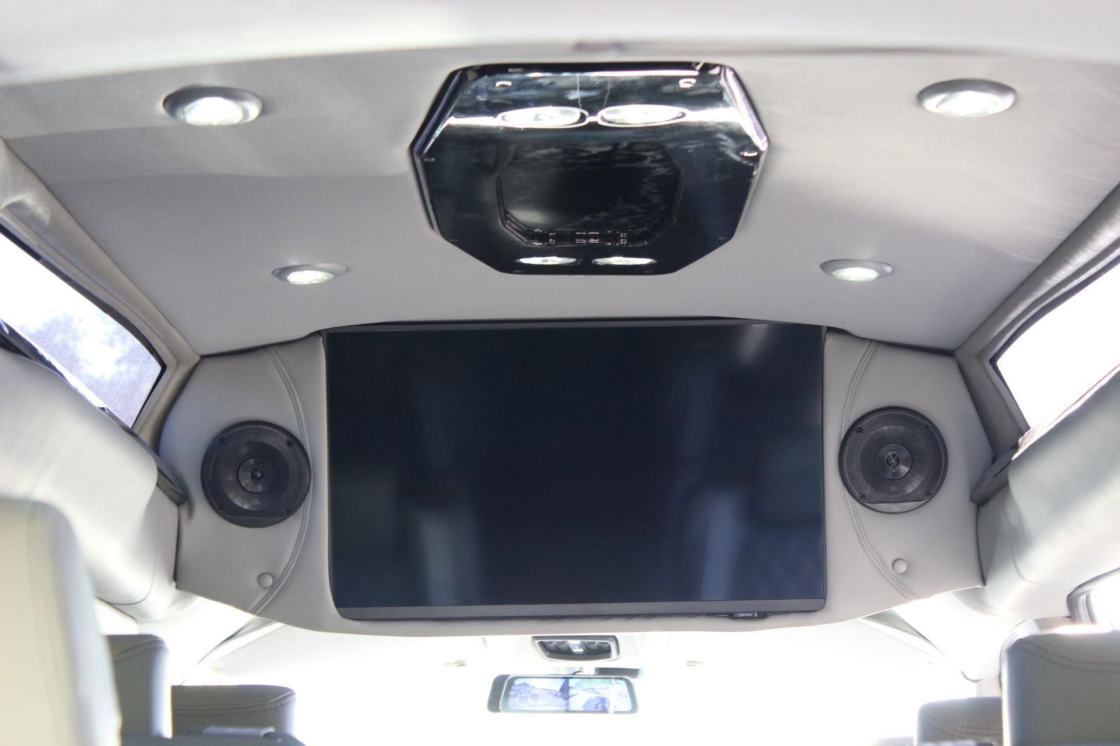 New 2025 Chevrolet Express 2500 RWD 2500 155 w/ Driver Convenience Package image 12