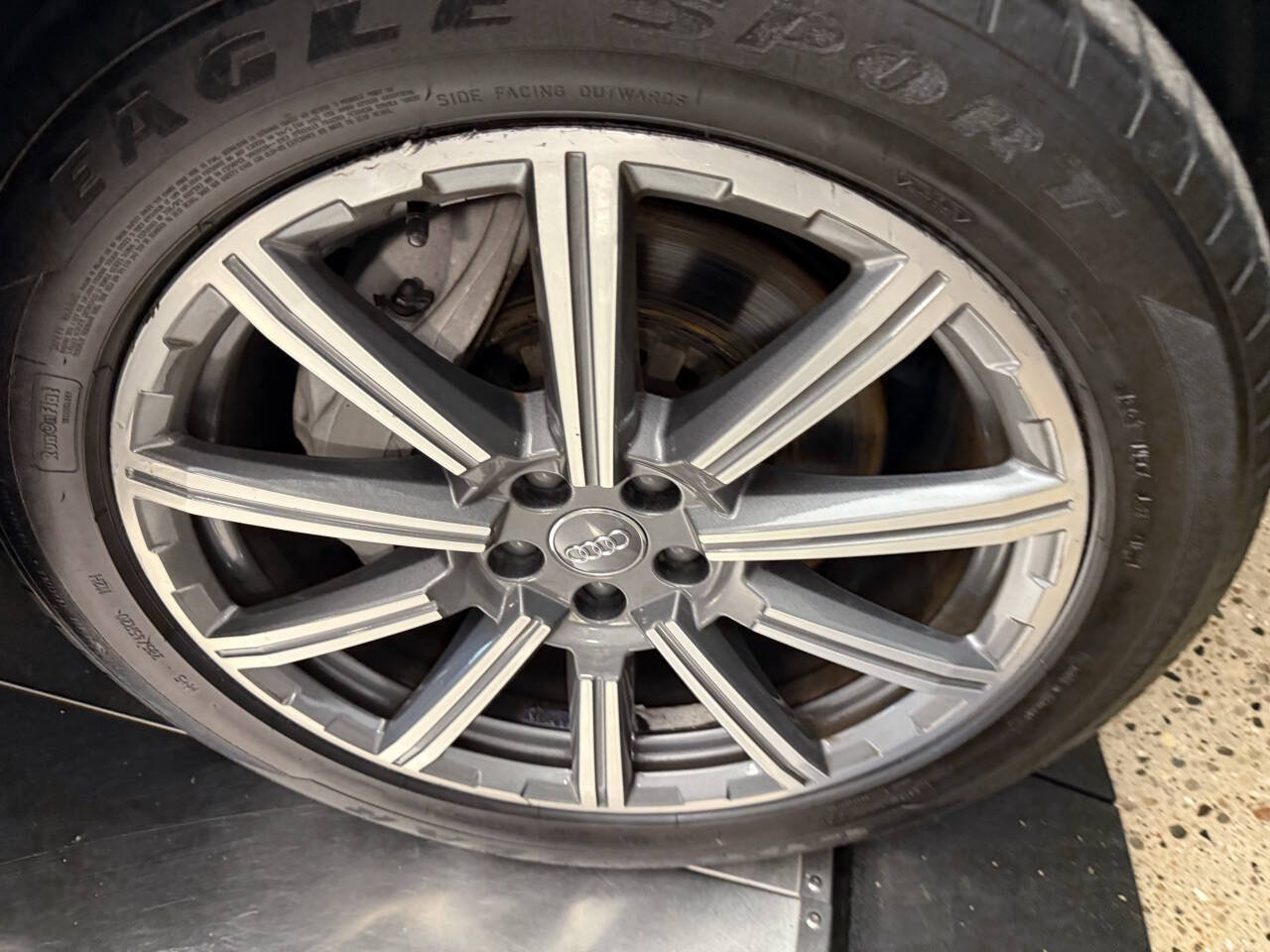 Used 2018 Audi Q7 3.0T Premium Plus AWD/4WD image 17