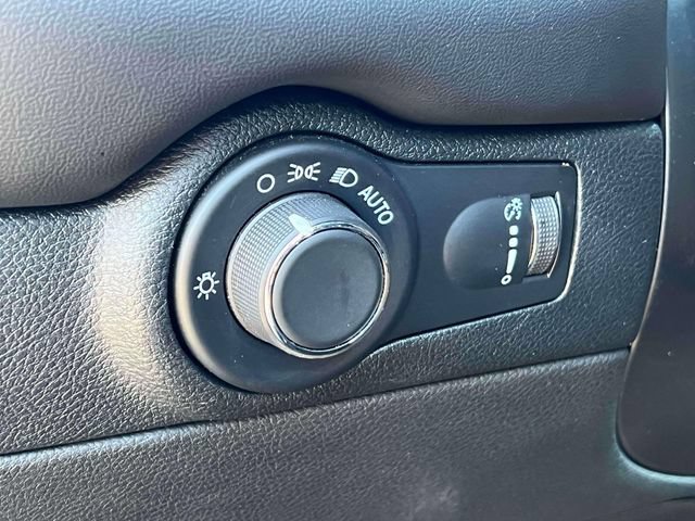 Used 2024 Dodge Durango GT AWD/4WD image 28