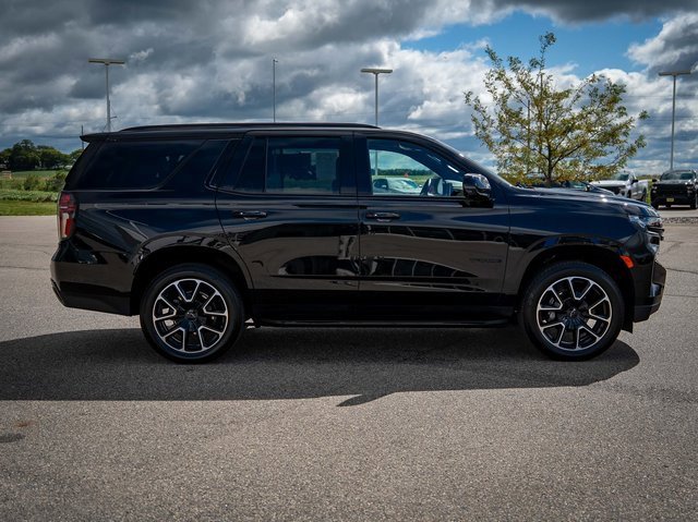 Used 2024 Chevrolet Tahoe RST w/ Luxury Package image 5