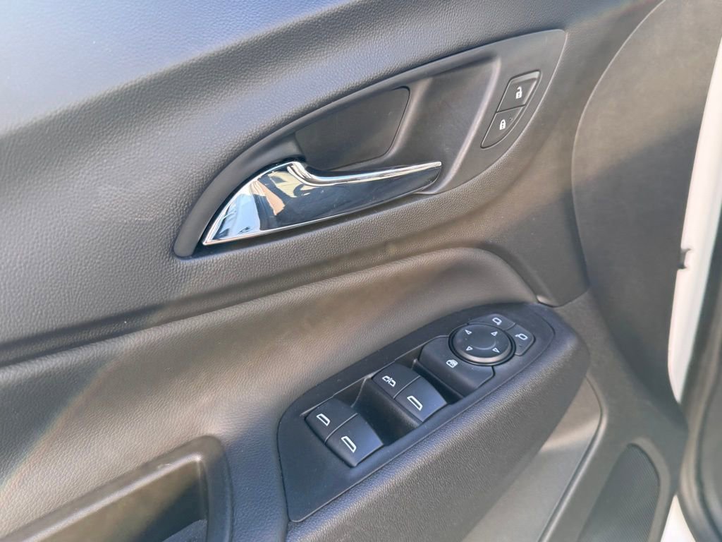 Used 2021 Chevrolet Equinox LT image 13