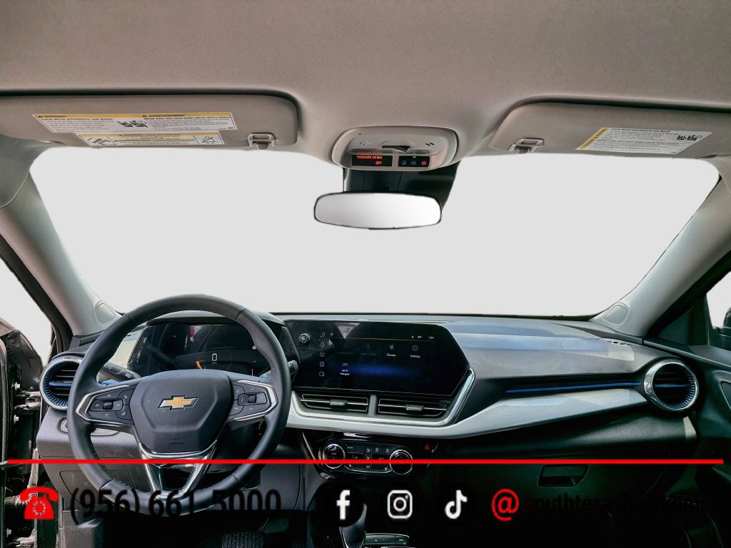 Used 2025 Chevrolet Trax LT w/ Driver Confidence Package FWD image 21