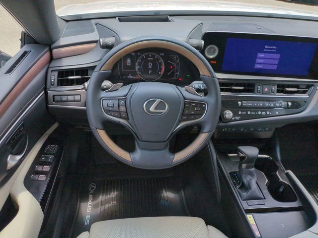 Certified 2024 Lexus ES 350 w/ Technology Package FWD image 15