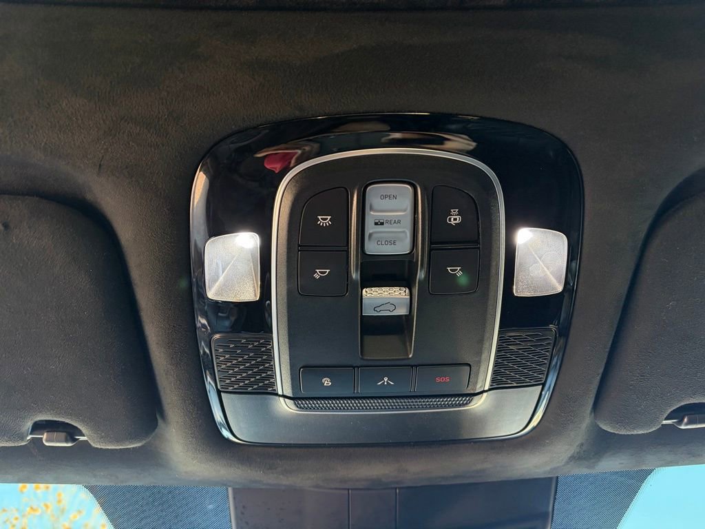 Used 2021 Hyundai Palisade Calligraphy image 21