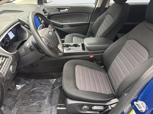 Used 2021 Ford Edge SE image 11