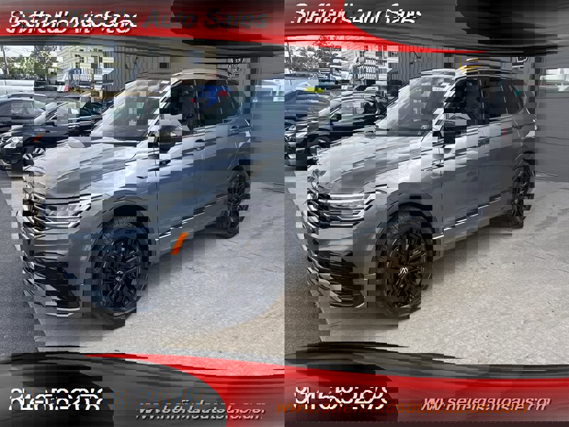 Used 2022 Volkswagen Tiguan SE R-Line image 12