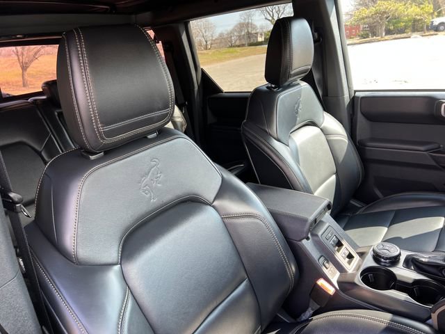 Used 2025 Ford Bronco Badlands image 37