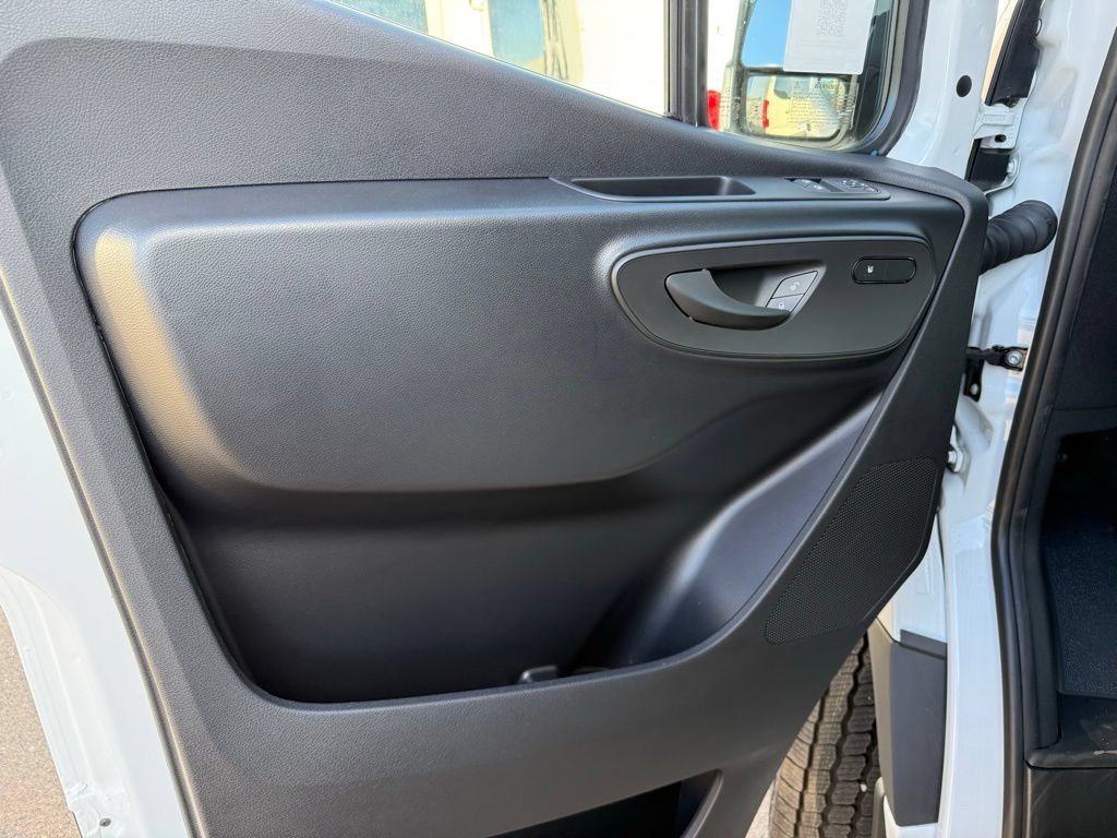 New 2026 Mercedes-Benz Sprinter 2500 image 19