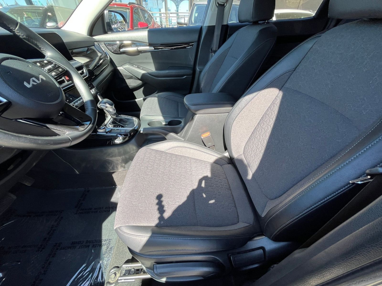 Used 2025 Kia Seltos S image 29