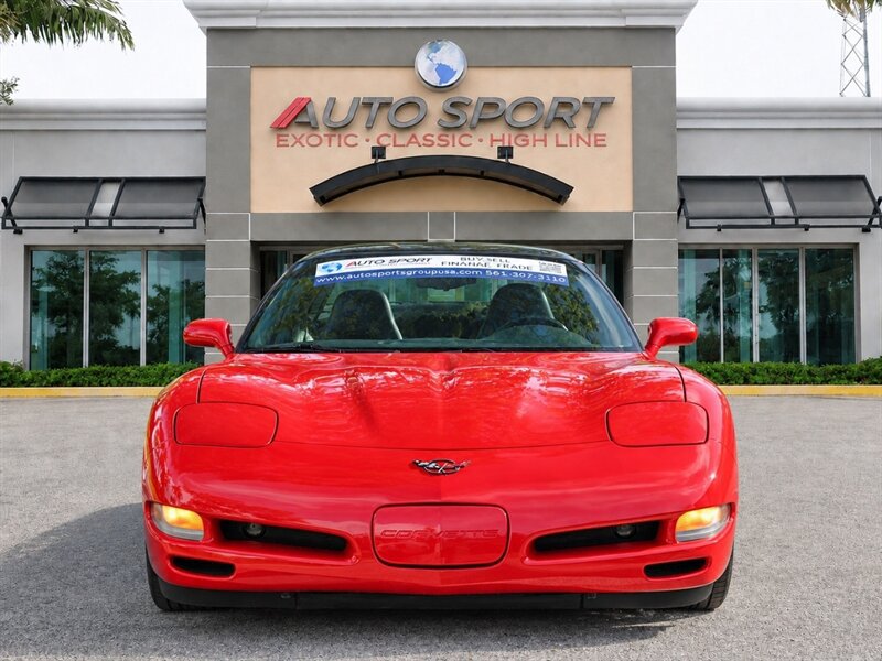 Used 1999 Chevrolet Corvette Coupe w/ Memory Pkg RWD image 6