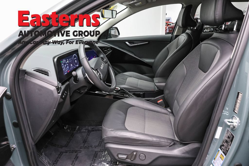 Used 2023 Kia Niro Wind w/ Wind Preserve Package FWD image 14