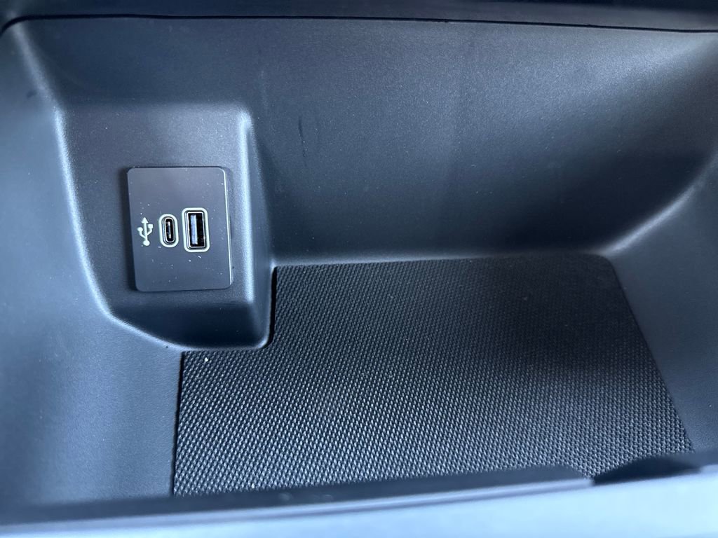 New 2025 Ford F150 Lightning Flash image 34