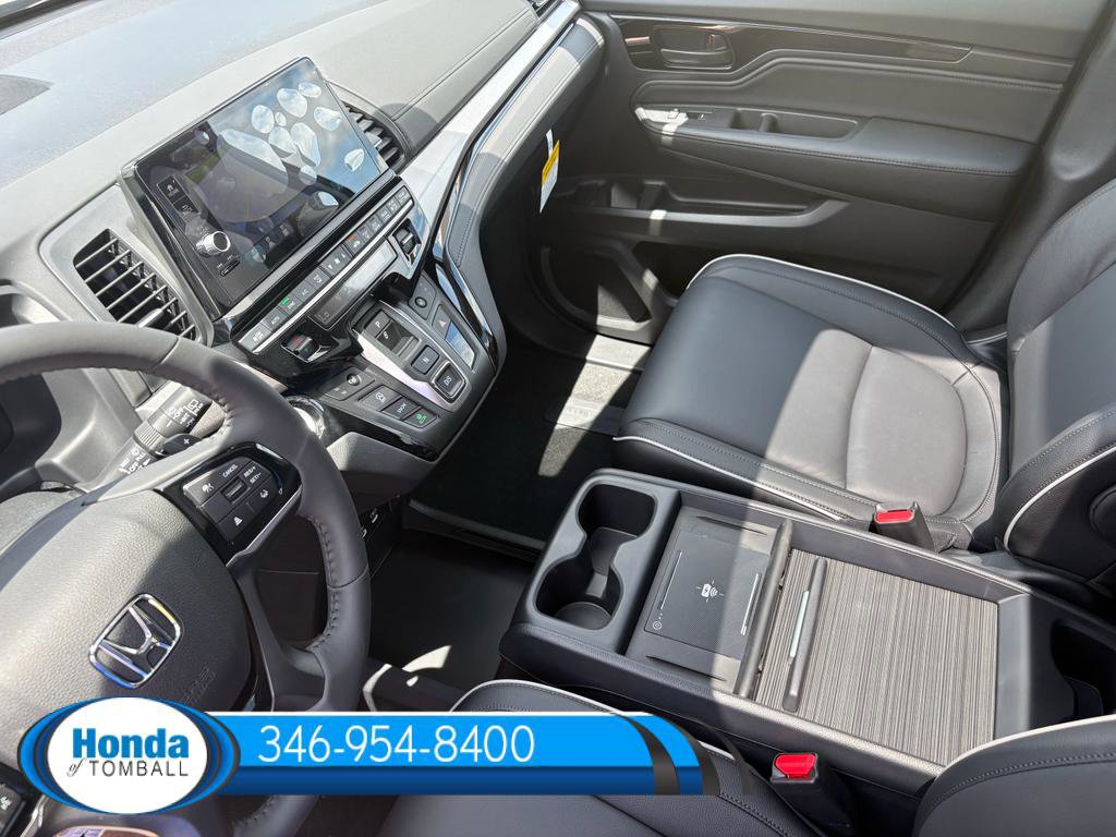 New 2026 Honda Odyssey Touring image 14