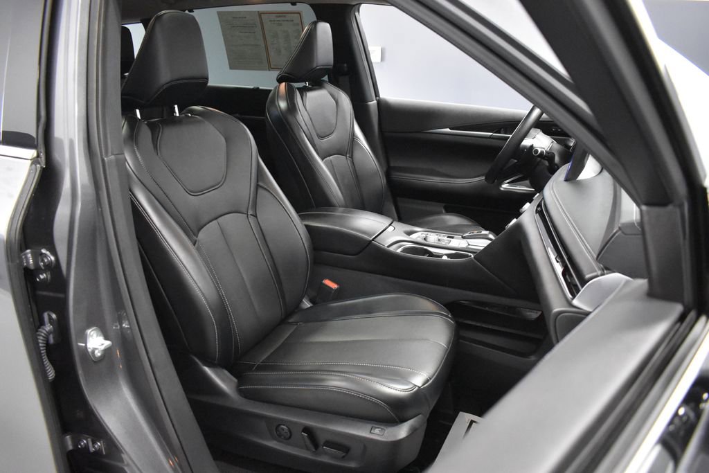 Used 2023 INFINITI QX60 Sensory AWD/4WD image 14