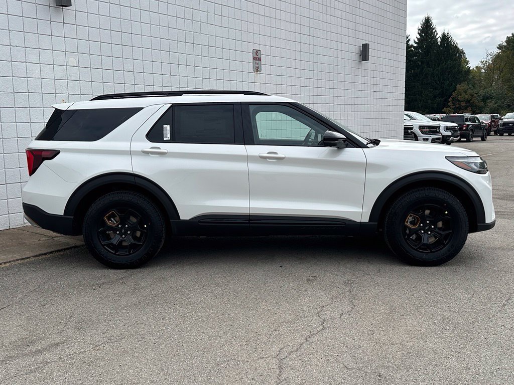 New 2027 Ford Explorer Tremor w/ Tremor Convenience Package AWD/4WD image 4