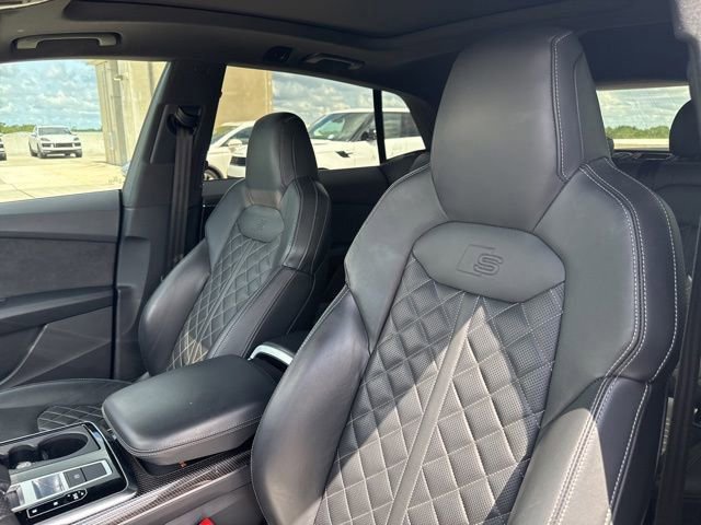 Used 2021 Audi SQ8 Premium Plus AWD/4WD image 15
