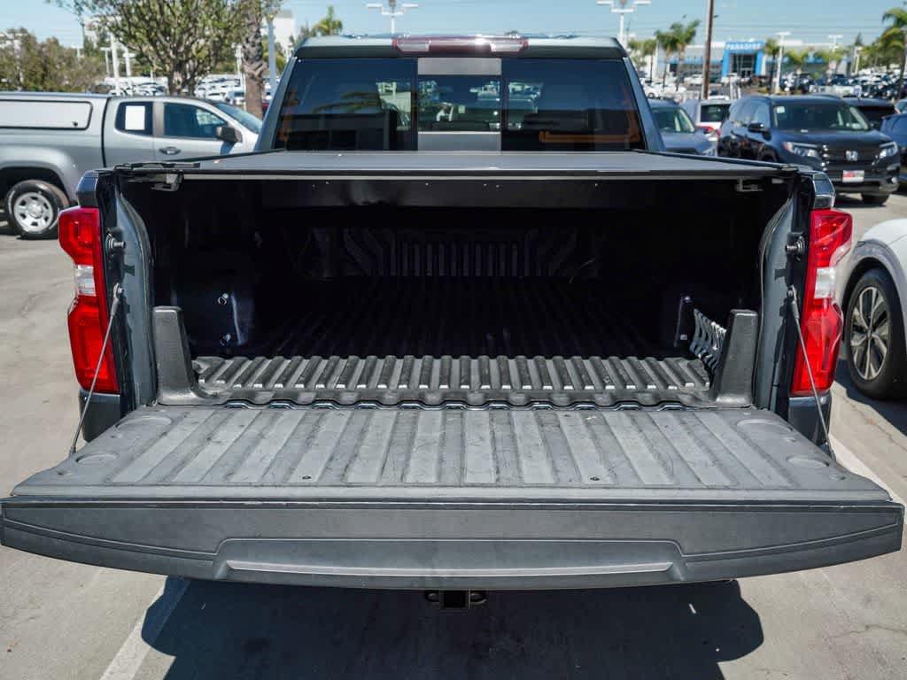 Used 2020 Chevrolet Silverado 1500 LTZ w/ LTZ Premium Package AWD/4WD image 35