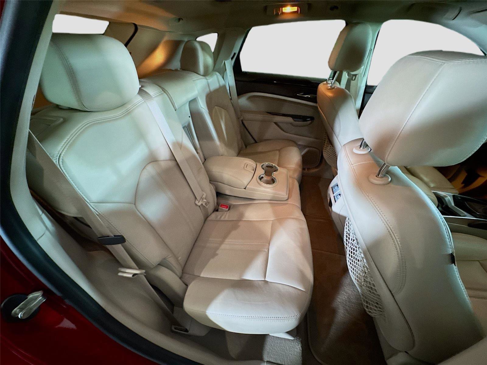 Used 2014 Cadillac SRX Luxury w/ Driver Awareness Package FWD image 13