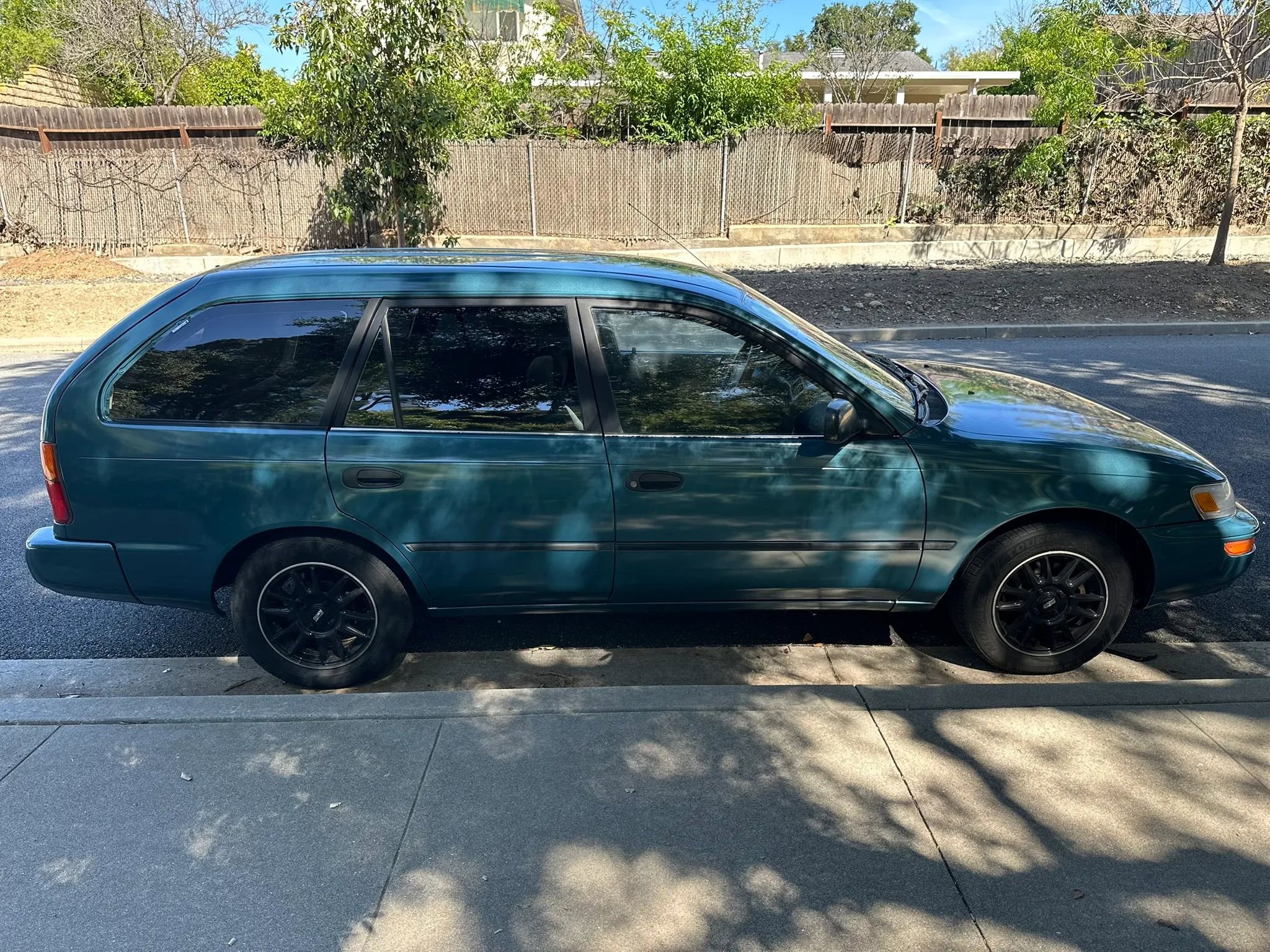 Used 1995 Toyota Corolla DX FWD image 7