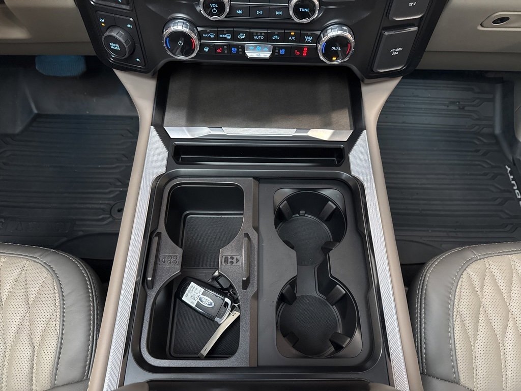 Used 2026 Ford F250 Platinum w/ Platinum Plus Package image 24