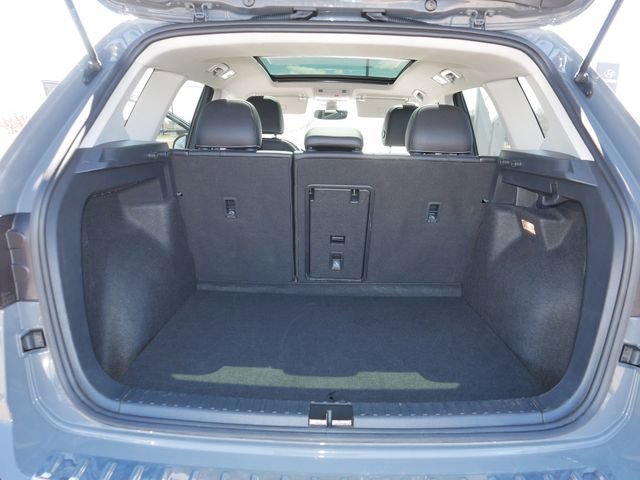 Certified 2023 Volkswagen Taos SEL image 18