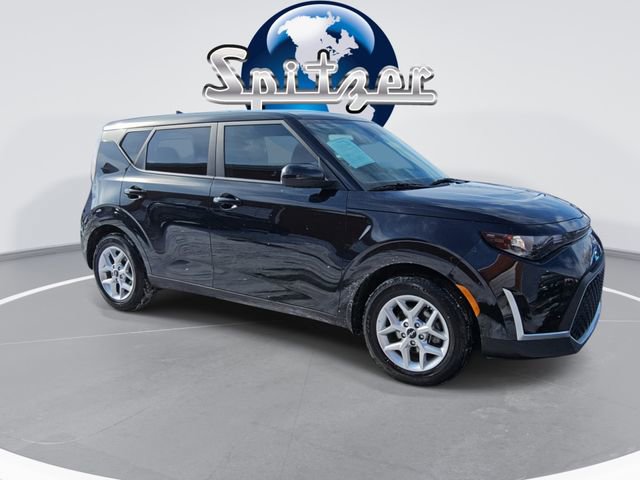 Used 2025 Kia Soul LX w/ LX Technology Package image 9