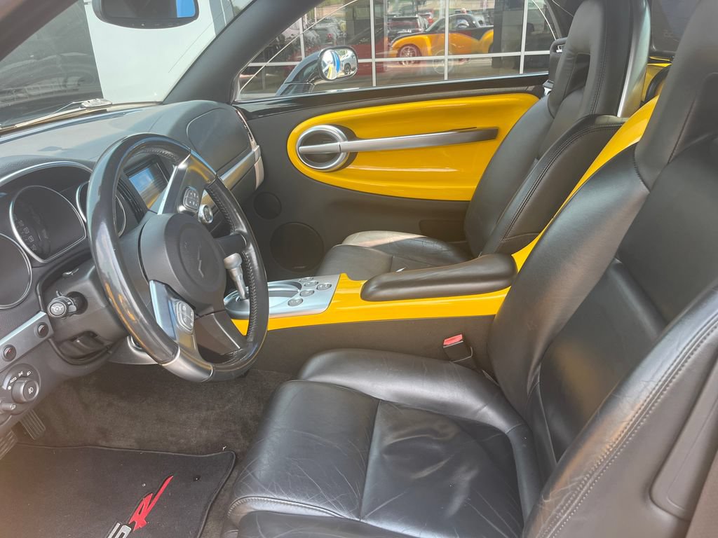 Used 2005 Chevrolet SSR w/ Preferred Equipment Group RWD image 10