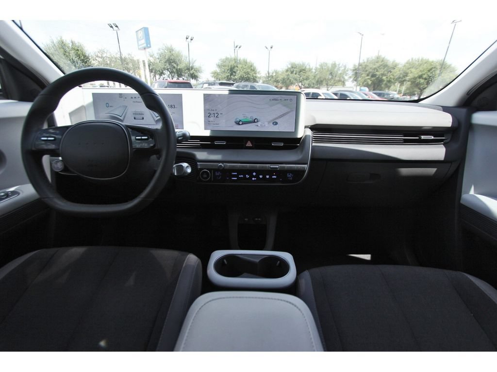 Certified 2024 Hyundai Ioniq 5 SE RWD image 11