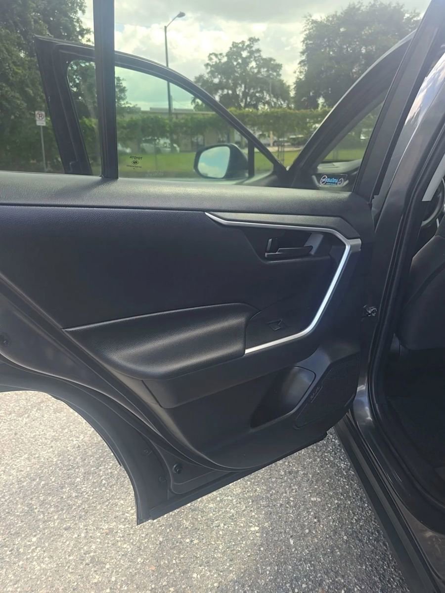 Used 2019 Toyota RAV4 LE w/ All Weather Liner Package AWD/4WD image 16