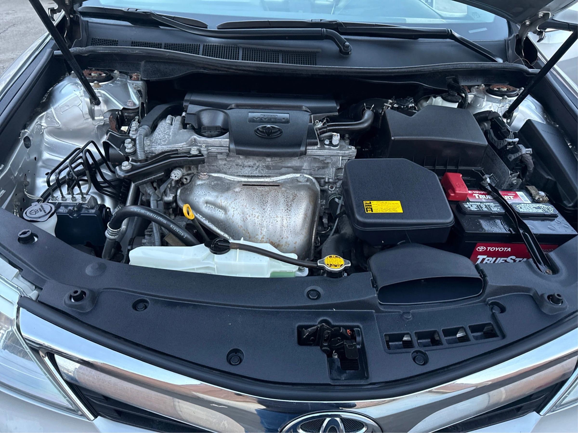 Used 2012 Toyota Camry LE image 13