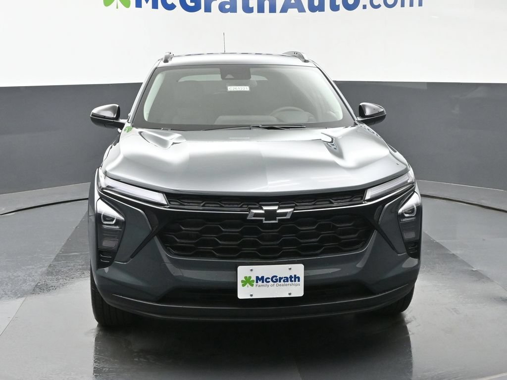 New 2026 Chevrolet Trax LT w/ Driver Confidence Package FWD image 5