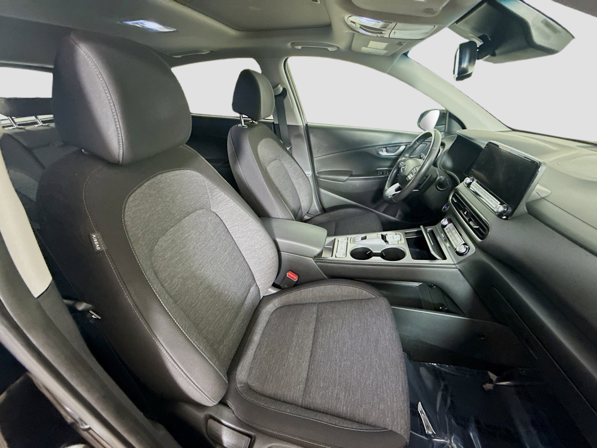 Used 2023 Hyundai Kona SEL image 29