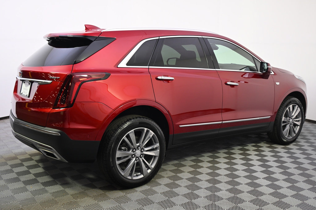 New 2026 Cadillac XT5 Premium Luxury w/ LPO, Floor Liner Package AWD/4WD image 7