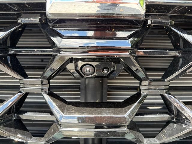 Certified 2025 Chevrolet Silverado 2500 ZR2 w/ Technology Package AWD/4WD image 9
