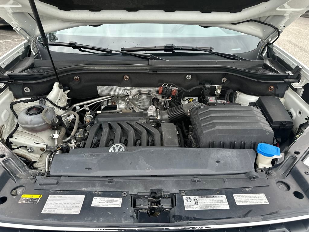 Used 2018 Volkswagen Atlas SEL Premium AWD/4WD image 12