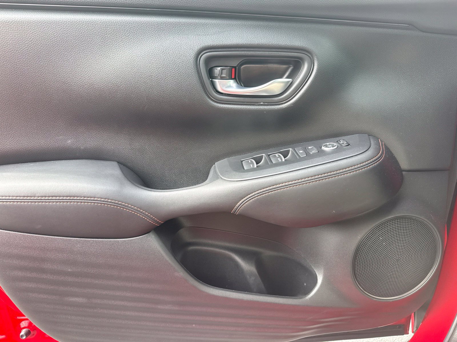 Used 2025 Honda HR-V Sport image 19