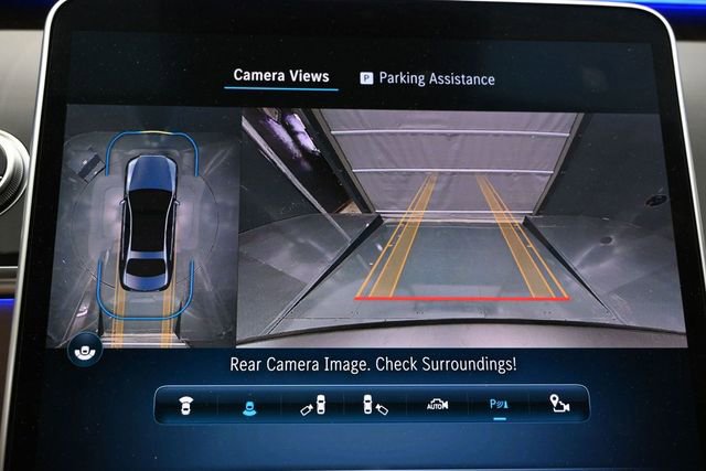 Used 2022 Mercedes-Benz S 580 4MATIC Sedan w/ AMG Line Package image 14